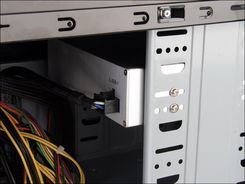 让你数据无忧!数据宝迷你型UPS电源评测_硬件_科技时代_新浪网